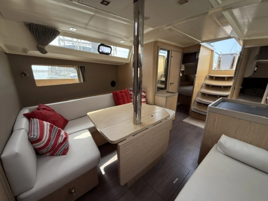 Beneteau Oceanis 41.1 usata in vendita
