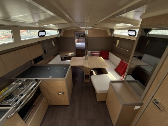 Beneteau Oceanis 41.1 usata in vendita