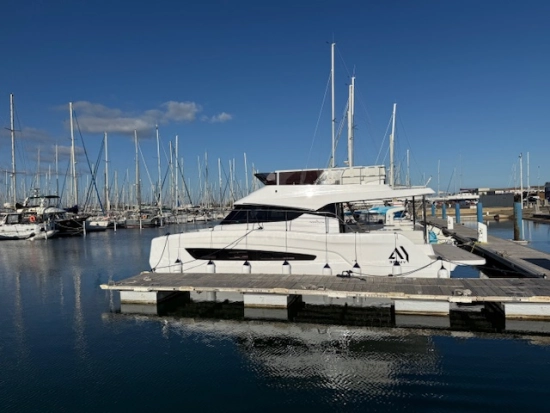 AVENTURA YACHTS 38 MY FLY nuova in vendita