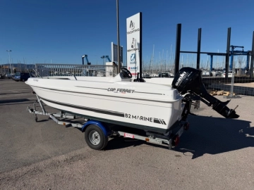 B2 Marine CAP FERRET 452 FISH de segunda mano en venta