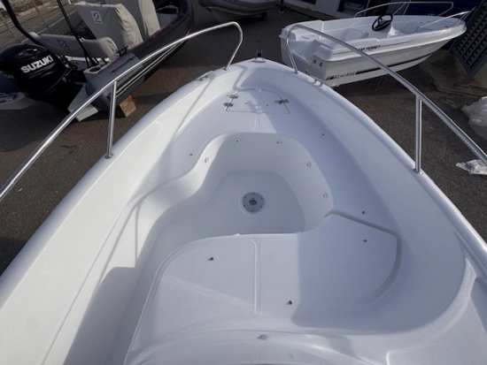 B2 Marine CAP FERRET 522 OPEN nuevo en venta