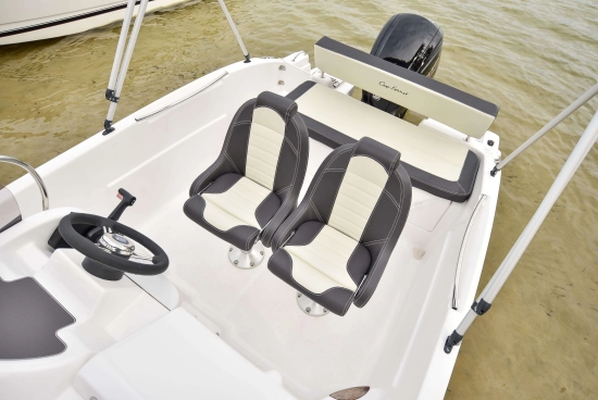 B2 Marine CAP FERRET 572 OPEN nuevo en venta