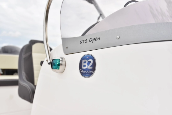 B2 Marine CAP FERRET 572 OPEN nuevo en venta