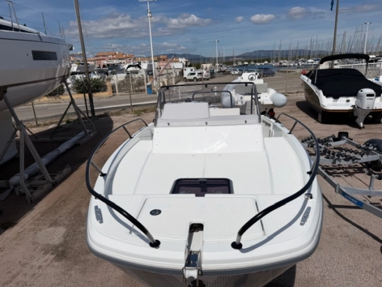 Beneteau Flyer 7 SUNdeck novos à venda