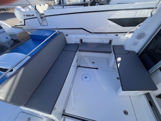 Beneteau Antares 8 V2 OB de segunda mano en venta