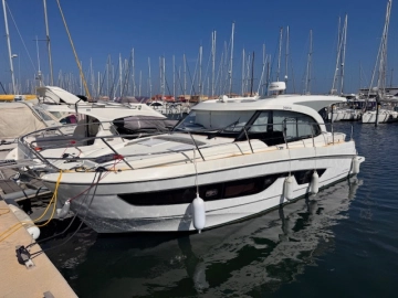 Beneteau Antares 11 OB usata in vendita