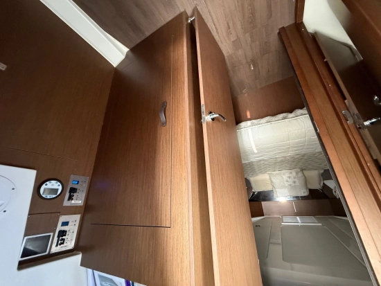 Beneteau Antares 11 OB usado à venda