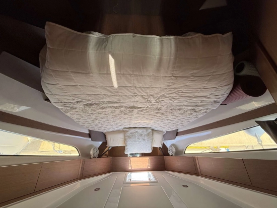 Beneteau Antares 11 OB usado à venda