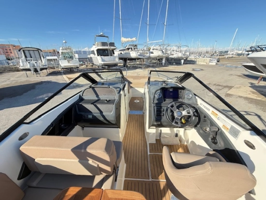 Quicksilver Bowrider Activ 755 usado à venda