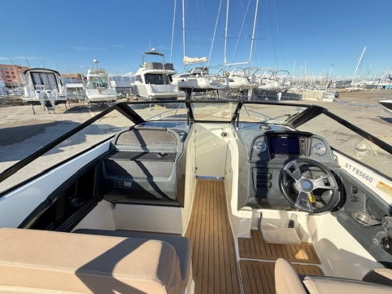 Quicksilver Bowrider Activ 755 usado à venda
