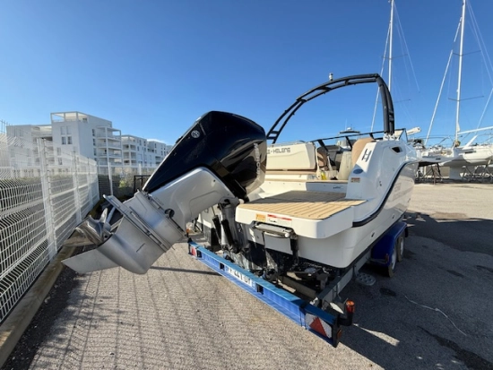 Quicksilver Bowrider Activ 755 usado à venda