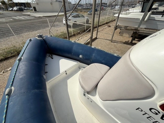 STING RAY MARINE Centaure 5.8 usado à venda
