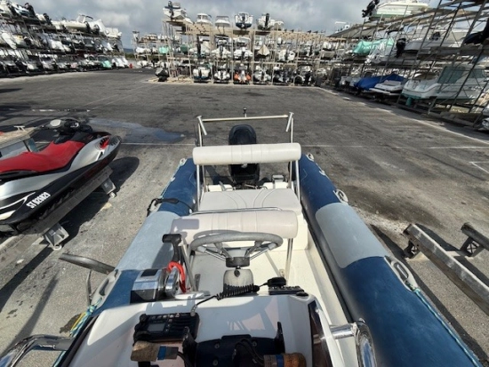 STING RAY MARINE Centaure 5.8 usado à venda