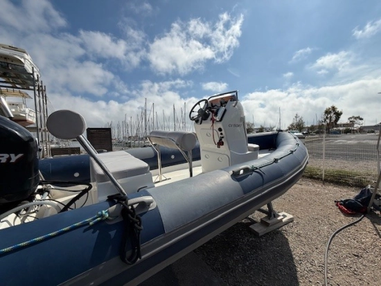STING RAY MARINE Centaure 5.8 usado à venda