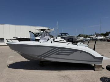 Beneteau Flyer 7 SPACEdeck novos à venda