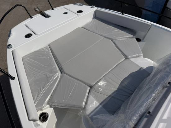 Beneteau Flyer 7 SPACEdeck novos à venda