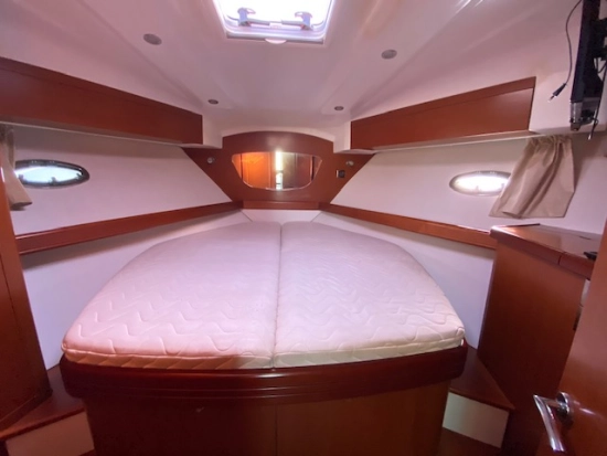 Beneteau Antares 42 usata in vendita