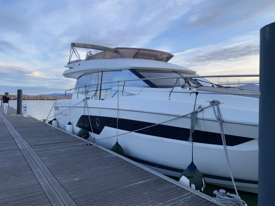 Prestige 520 Fly usado à venda
