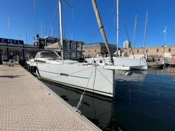 Dufour Yachts 512 Large usado à venda