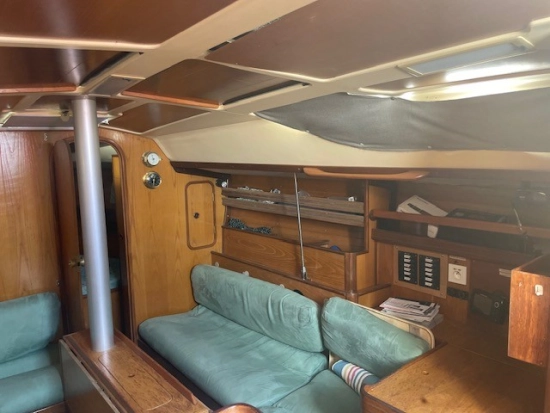 Beneteau Oceanis 350 usado à venda