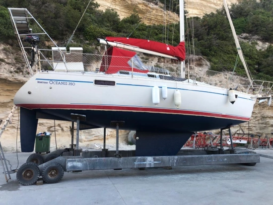 Beneteau Oceanis 350 usado à venda