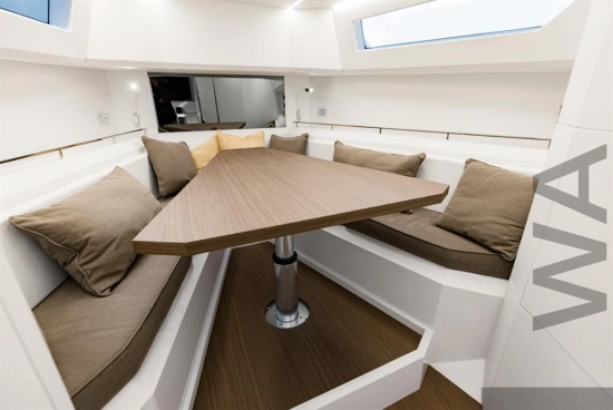 Evo Yachts R4 usata in vendita