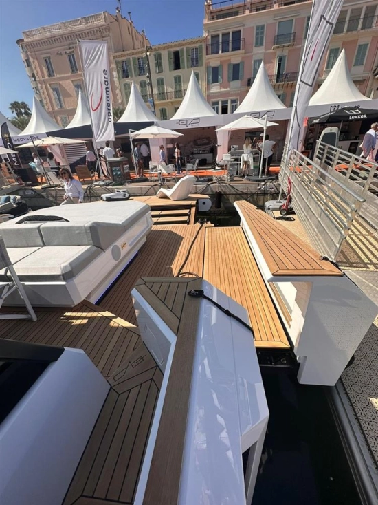 Evo Yachts R6 + nuevo en venta