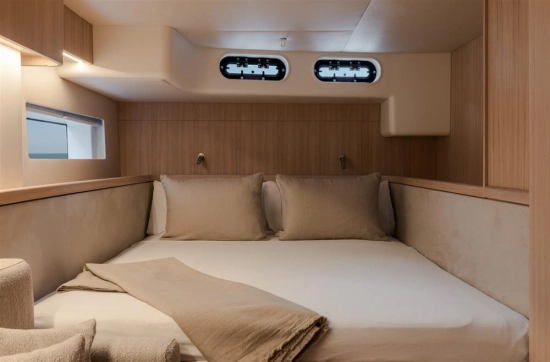 YYachts Y7 novos à venda
