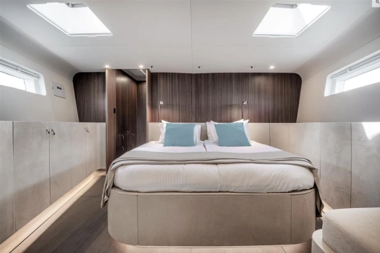 YYachts Y9 Pilot House usata in vendita