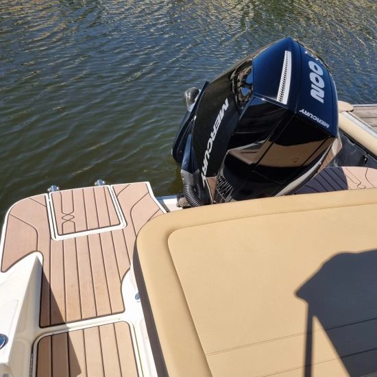 Sea Ray SPX 210 HB usata in vendita