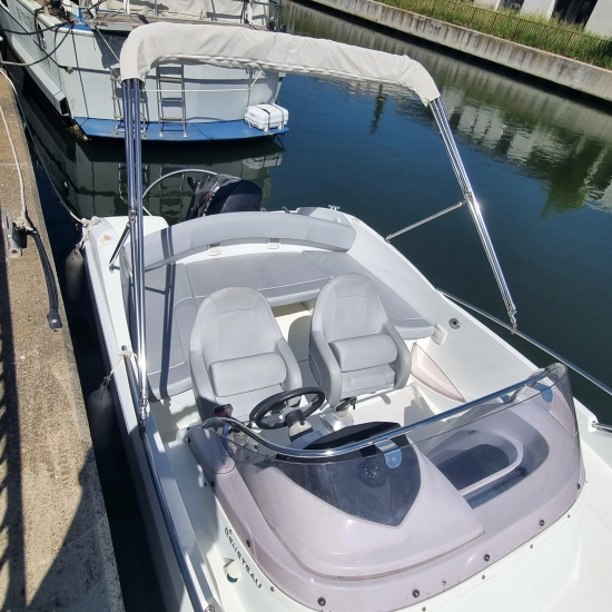 Beneteau Flyer 650 SUN DECK usata in vendita