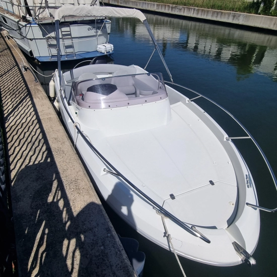 Beneteau Flyer 650 SUN DECK usata in vendita