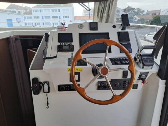 Delphia 12 Sedan de segunda mano en venta