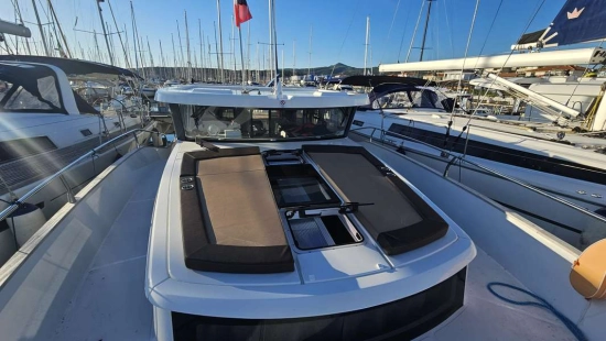 Delphia 12 Sedan de segunda mano en venta