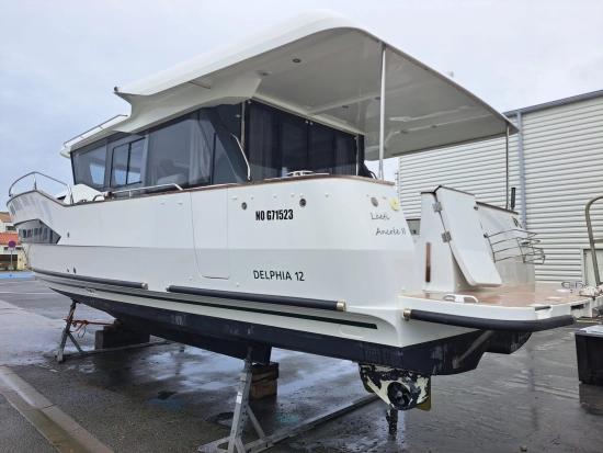 Delphia 12 Sedan de segunda mano en venta