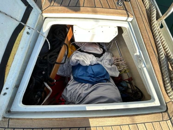 COMAR YACHTS GENESI 43 YACHTS GENESI 43 usata in vendita