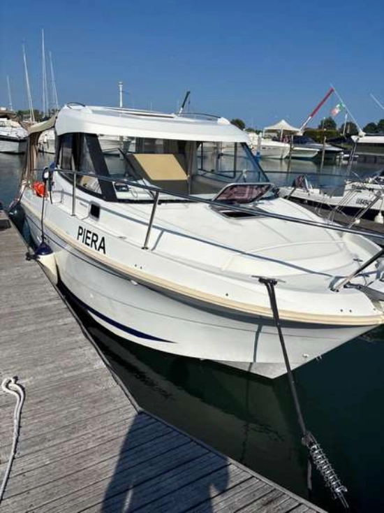BENETEAU ANTARES 7.80 ANTARES 7.80 usata in vendita