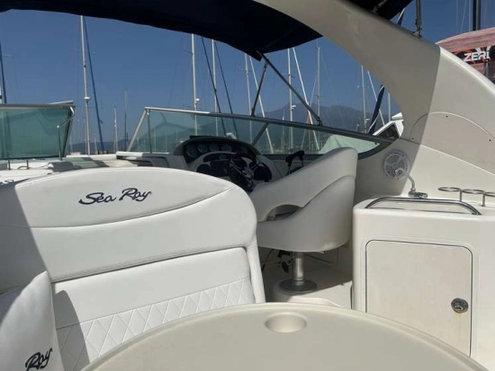 Sea Ray Sundancer 315 usata in vendita