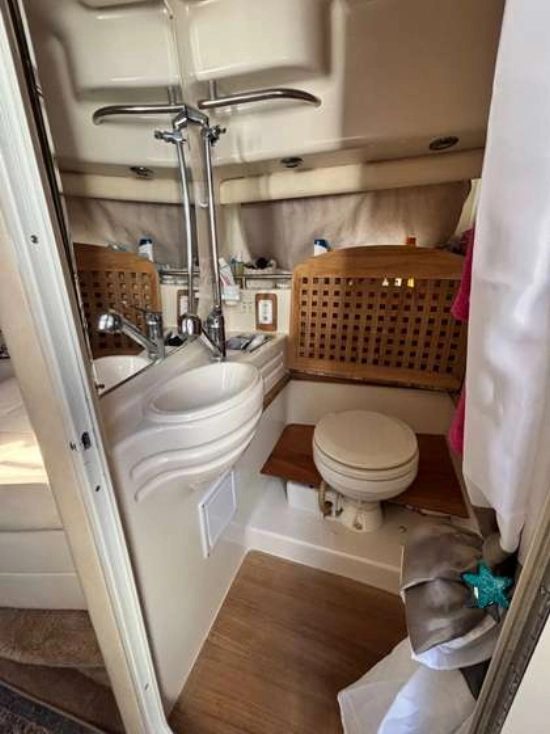 Monterey 322 CRUISER de segunda mano en venta