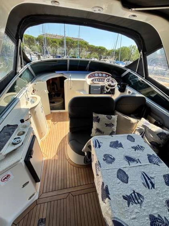 Monterey 322 CRUISER de segunda mano en venta