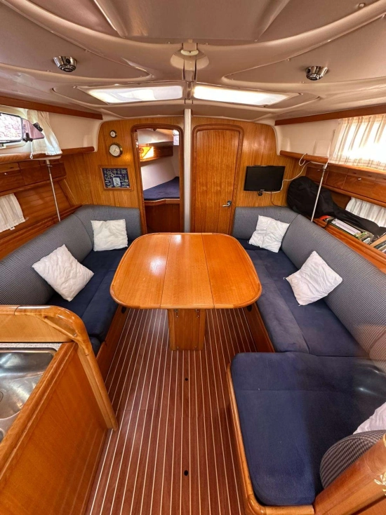 Bavaria Yachts 37 CRUISER usado à venda