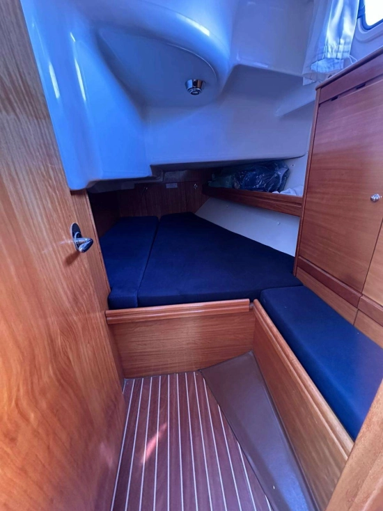 Bavaria Yachts 37 CRUISER usado à venda
