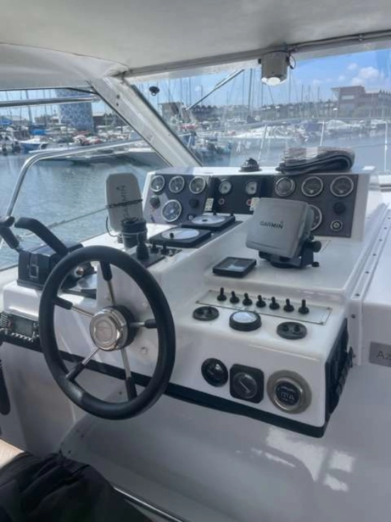 Azimut 28 usado à venda