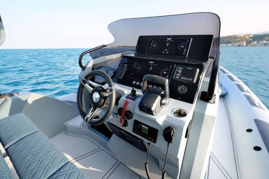 Ranieri CAYMAN 33.0 EXECUTIVE nuova in vendita