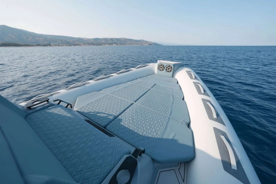 Ranieri CAYMAN 33.0 EXECUTIVE nuova in vendita