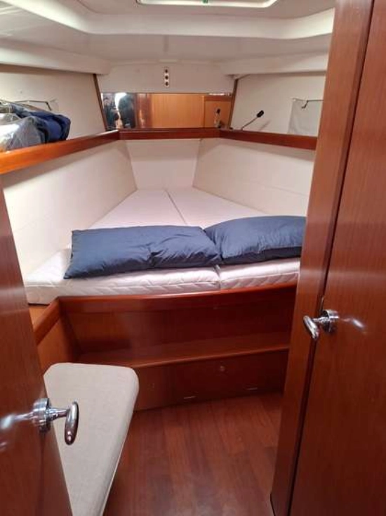 Beneteau Oceanis 43 usado à venda