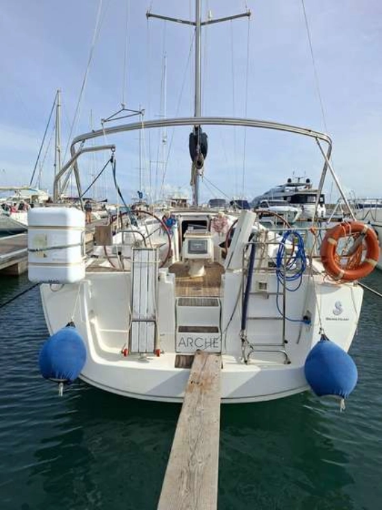 Beneteau Oceanis 43 usado à venda