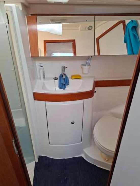 Beneteau Oceanis 43 usado à venda