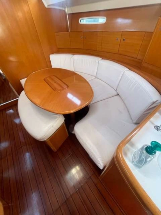 Beneteau First 44.7 usado à venda
