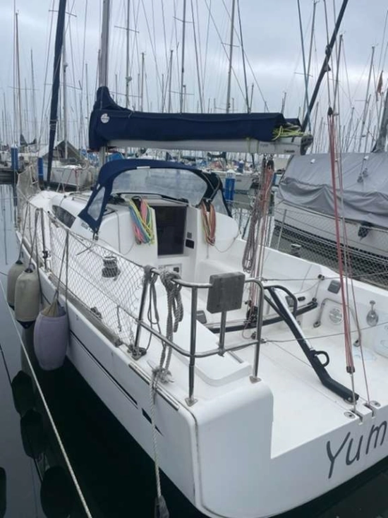 Elan Marine 310 PERFORMANCE usado à venda